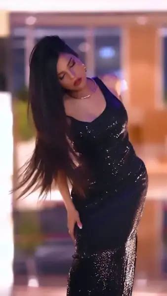 Srish Shukla Top Hot Pics And Photo