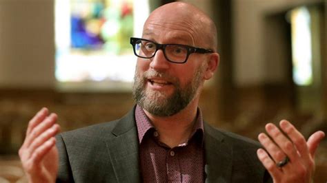 Convenção evangélica expulsa pastor que permitiu casamento gay Folha Gospel