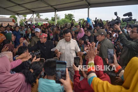 Prabowo Masak Besar Di Cilincing Jakarta Republika Online