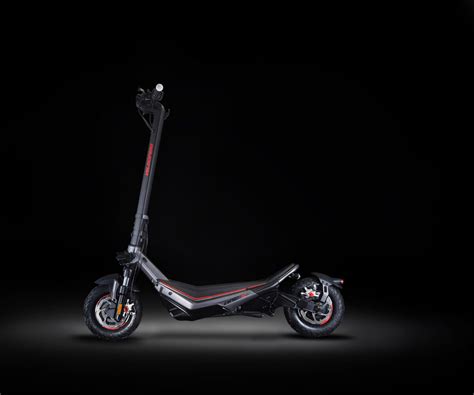 ONE-X, the SUV of electric scooters by Velocifero, comes to Europe ...