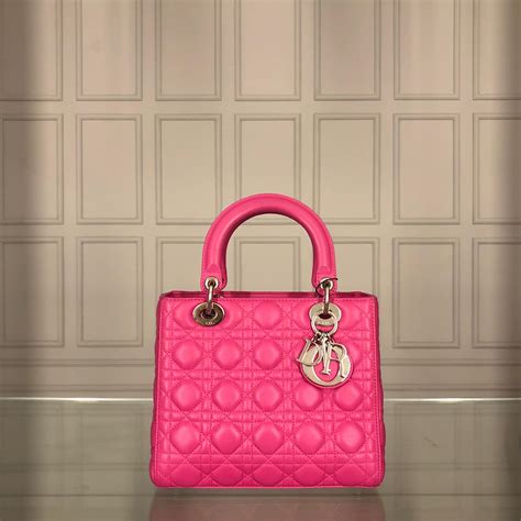 Сумки lady dior - 80 фото