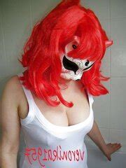 Fernanda Ferrari In Crimson ZB Porn