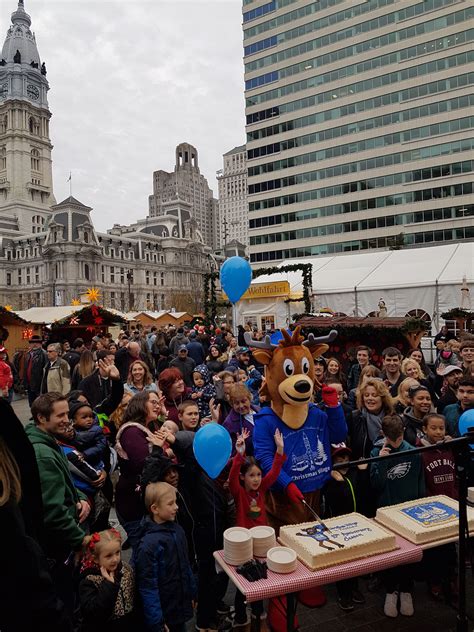 Christmas Village, Philadelphia, Times Square, Landmarks, Travel