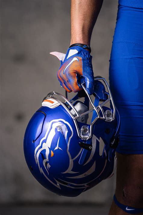 Boise State Football Uniforms 2023 :: Behance