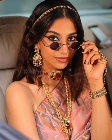 Super Hot Meenakshi Chaudhary Traditional Saree Photoshoot Pictures 02 230437 Kollywood Zone