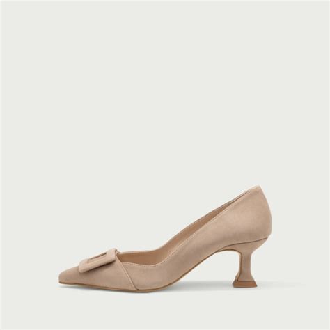 Pantofi stiletto nude cu accesoriu geometric Alana din piele întoarsă naturală