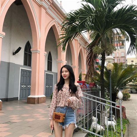 Ngỡ ngàng với nhan sắc hot girl Hàn Quốc lạc vào stream Bomman Tôi không hiểu anh ấy nói gì