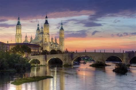 Catedral Basílica De Nuestra Señora Del Pilar Religiana