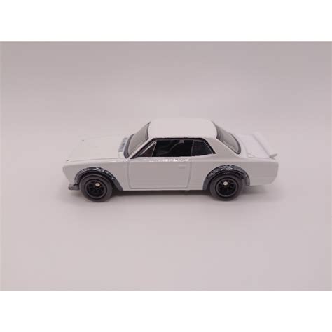 Hot Wheels Nissan Skyline Ht Gt X Hakosuka Nissan Premium Diorama Garage Boxset