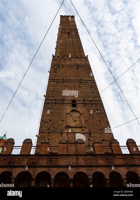 Asinelli Tower In Bologna Stock Photo Alamy