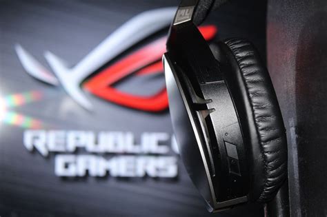 ASUS ROG Strix Fusion 300 - Everyeye Tech