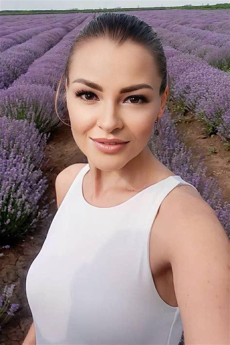 Beautiful Olga 45 Y O From Nikolaev With Blonde Hair ID 977308 LadaDate