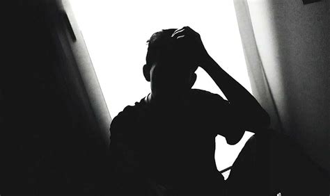 Ragazzino Gay Violentato Dallo Zio E Dal Patrigno Omofobo Con Il Consenso Del Padre Naturale