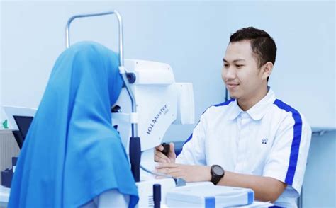 Ablasio Retina Penyebab Gejala Dan Cara Mengobati