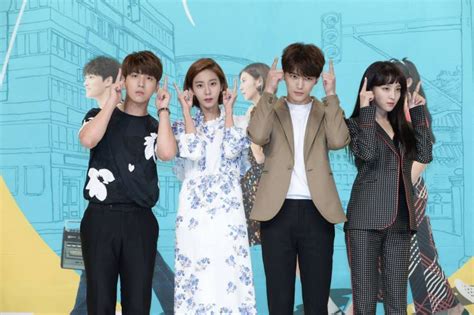 Man Hole Picture Drama 2017 맨홀 이상한 나라의 필 Hancinema