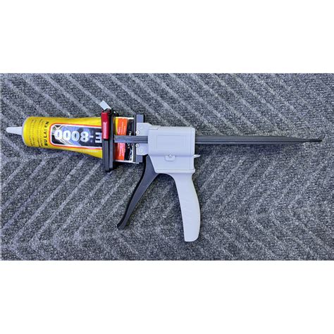 Пистолет (диспенсер) для клея в тюиках купить в Ростове на Дону и ...