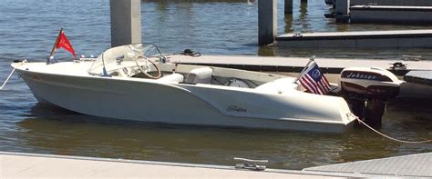 How Many Vintage Boat Manufacturers Are There Acbs Antique Boats