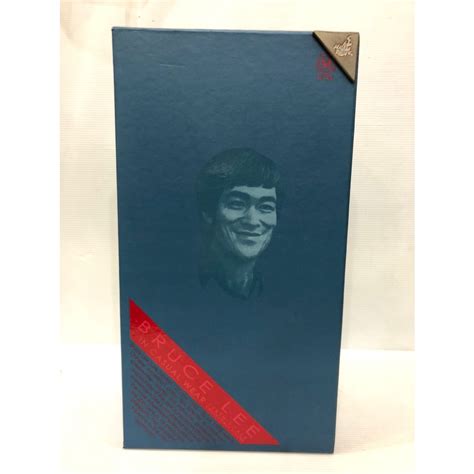 Ready Stock Bib Hot Toys Mis Bruce Lee In Casual Wear Th Scale Collectible Figure