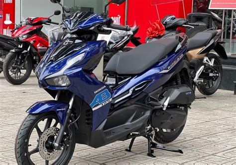 Tin xe hot 22 5 Giá xe Honda Air Blade giảm cực sâu hút khách Việt rẻ ngang ngửa Honda Vision