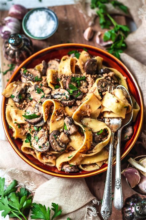Vegan Mushroom Stroganoff - Easy Vegan Recipe - Two Spoons