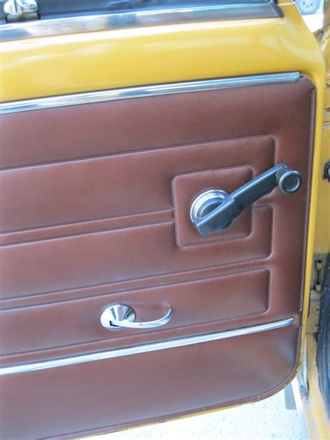 Хромированные ручки стеклоподъемников. — Lada 21013, 1,7 л, 1984 года ...