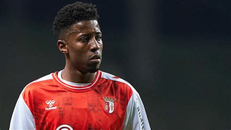 mercato simon banza vers une destination improbable foot rdc