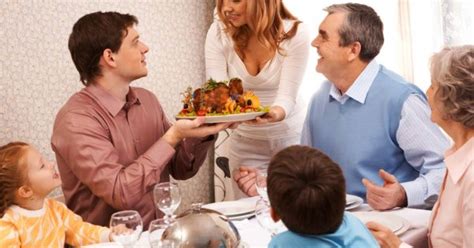 Estrategias A La Hora De Comer En Familia