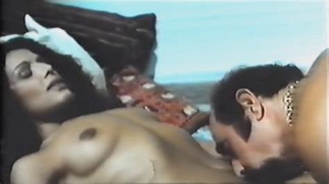 Naked Sara Mora In El Regreso De Eva Man