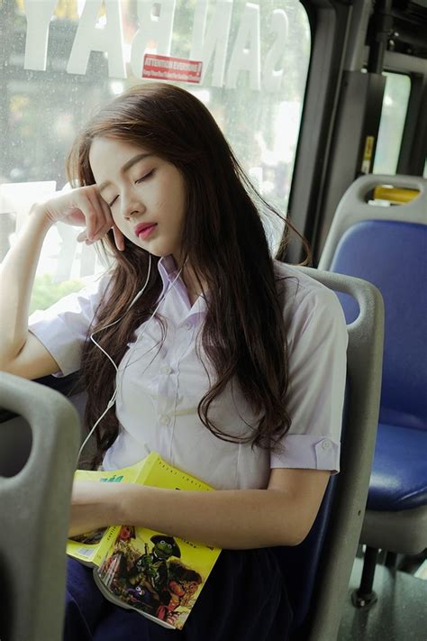 Vẻ đẹp búp bê của hot girl ảnh thẻ Hương Lê Báo Dân trí