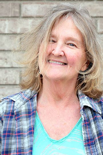 Mature Female Beauty Mature Attractive Expressions Photo Background And Picture For Free