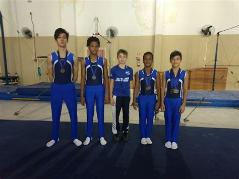 Ginástica Sub 16 masculino do Time Jundiaí conquista 2º lugar por