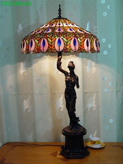 Peacock Tiffany Lamp 22s28 69t37c Stained Glass Lamps Lamp Tiffany