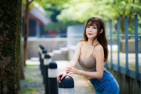 Asian Model Women Long Hair Brunette Depth Of Field Jeans Short Tops