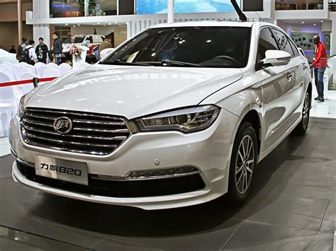 Бизнес-седан Lifan 820 представили в Пекине - MotoBikeCar