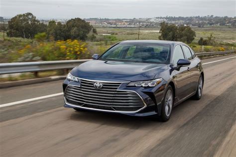 2020 Toyota Avalon Pictures 192 Photos Edmunds