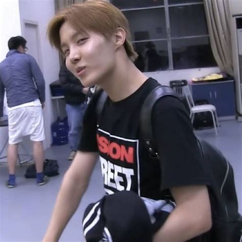 hourly j-hope on Twitter: "… " | Novios, Dibujos garabateados, Amor