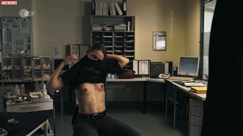 Lisa Maria Potthoff Nude Pics Page 1