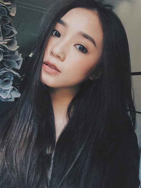 Sao hot girl Việt chứng minh son nude hot từ 2015 sang 2016