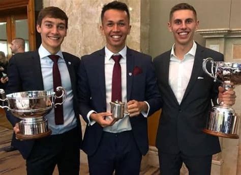 The F1 racing Alex Albon net worth, earnings, family, mom