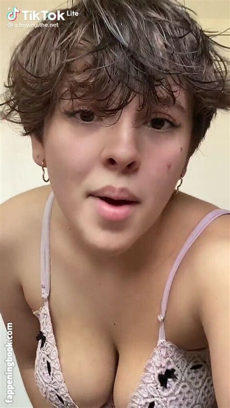 Taqueloe A Person On The Net Tiquelo Nude OnlyFans Leaks Fappening FappeningBook