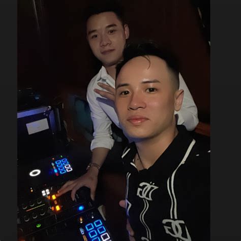 Stream Nonstop tưng tửng phòng bay Thanh An remix Hot Track cuối năm 2022 m4r by Thanh An