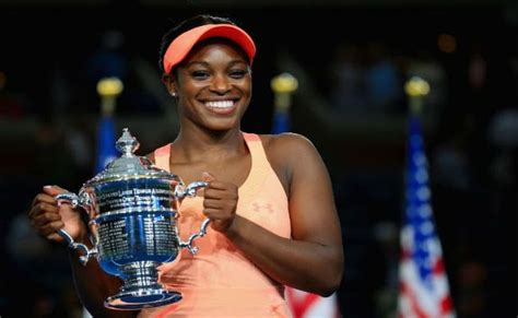 Pregnant Serena Williams Poses Naked On The Cover Of Vanity Fair Page