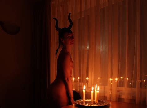 Naked Maleficent With Candles 24 Pics XHamster