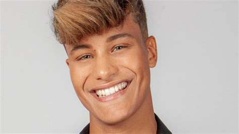 Denis Dosio è gay Il video spiazza i fan