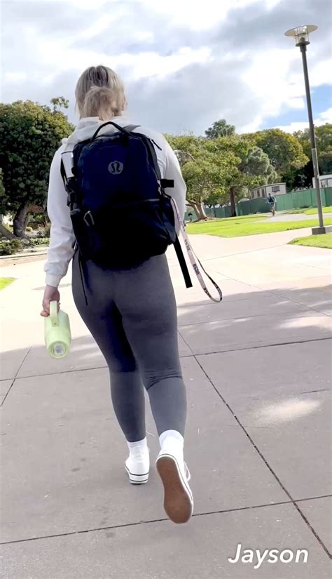 College Teen Jiggle Ass Part Candid Teens