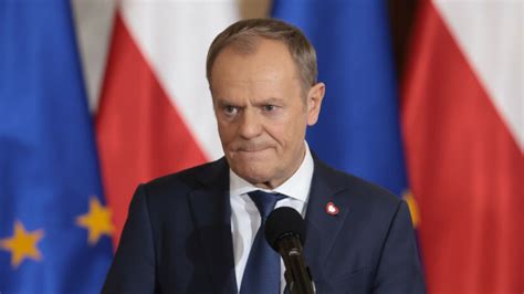 donald tusk zwoluje wielki wiec padla data  miejsce wiadomosci