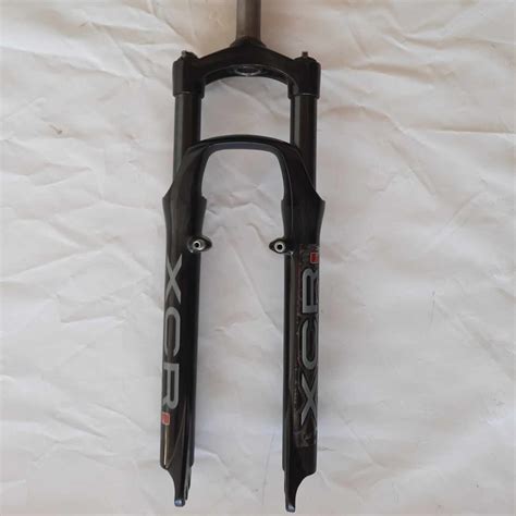 XCR SR Suntour 26 furca fata cu telescop - BikeCentral.ro