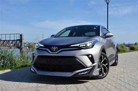 Купить Тойота С-ХР в Окуловке: продажа Toyota C-HR с пробегом и новых.