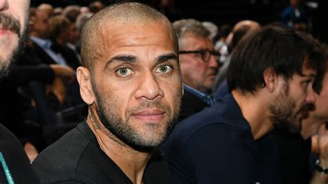 La Audiencia De Barcelona Abre Juicio A Dani Alves Por Agresión Sexual