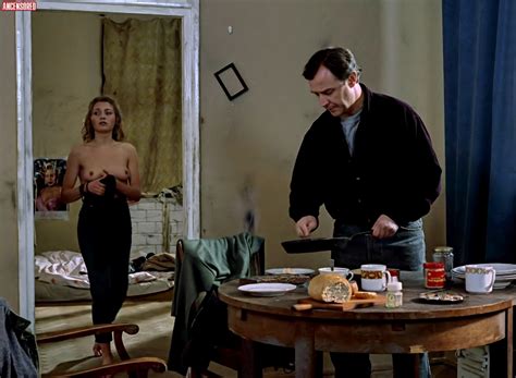 Naked Edyta Olszówka in Ekstradycja